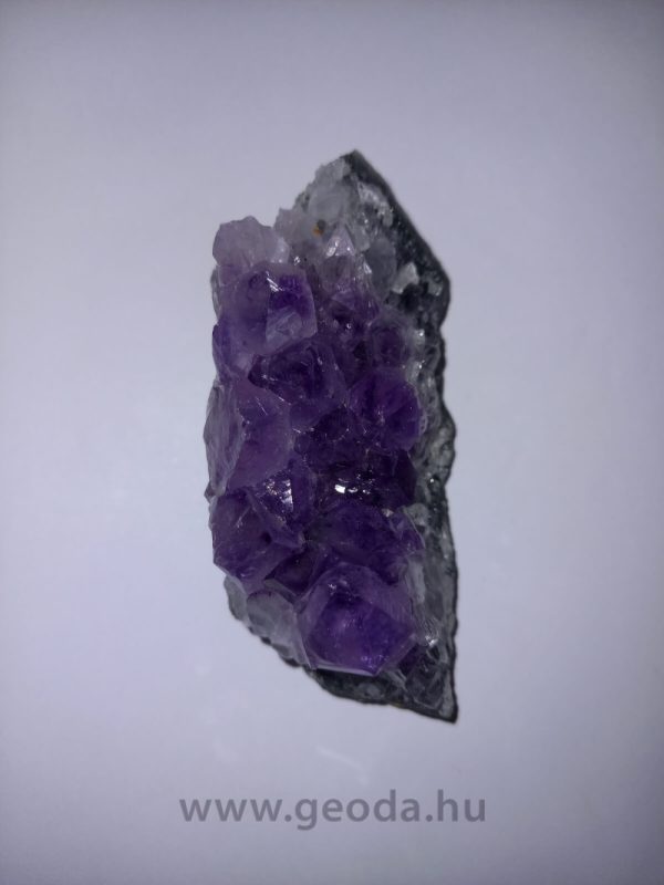 Ametiszt (kisebb) 02